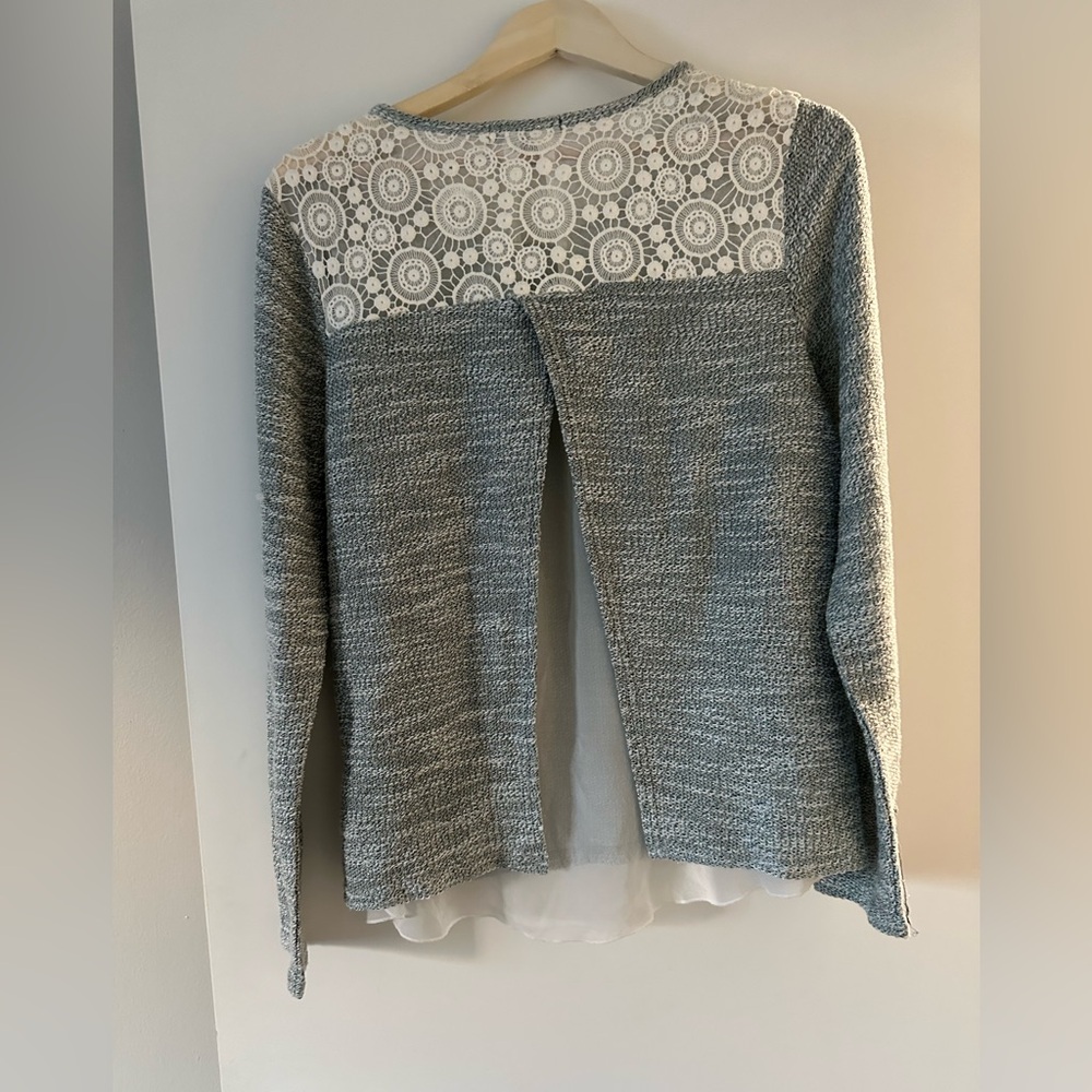 Suzy Shier Gray and White Lace Back Sweater